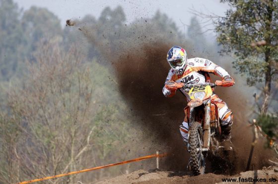 fbsmall_31141_ivan_cervantes_WEC_09_Rnd_1_01_1024