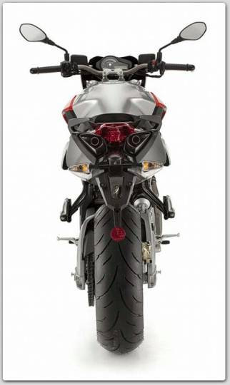 tn_motocykly-aprilia-shiver-750-2010_9