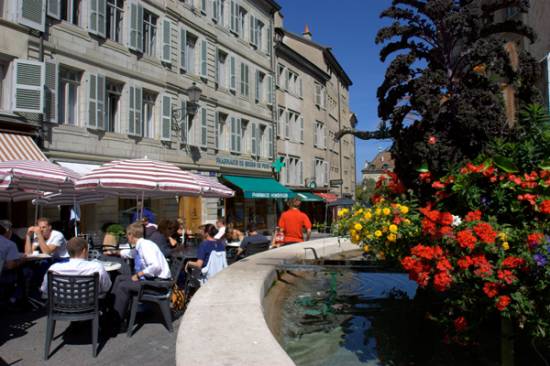 Place_Du_BourgDeFour-geneve