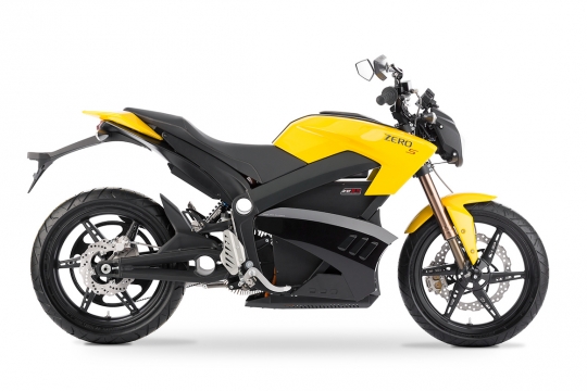 2013 zero_s_studio_yellow_rp_wbg_1800x1200_press