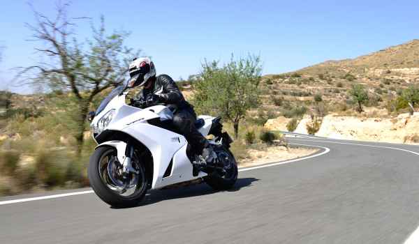 Honda VFR800_YM14_2818