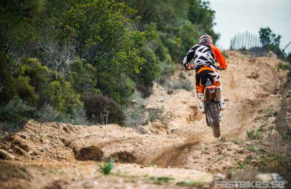 Action4 350EXCF_MY15_dafe_B