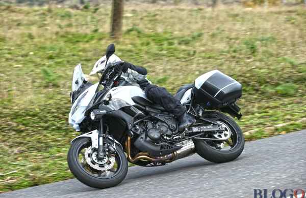 kawasaki-versys-650-2015-test-21