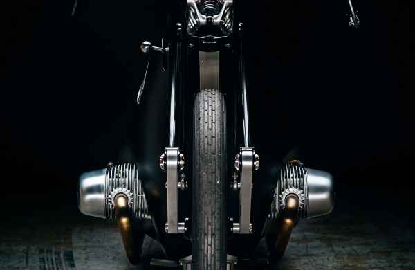 Revival-Cycles-Adventures-BMW-Landspeeder-006-2000w