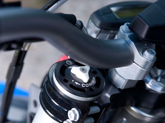 Husaberg -details_4CS-fork_compression-adjuster