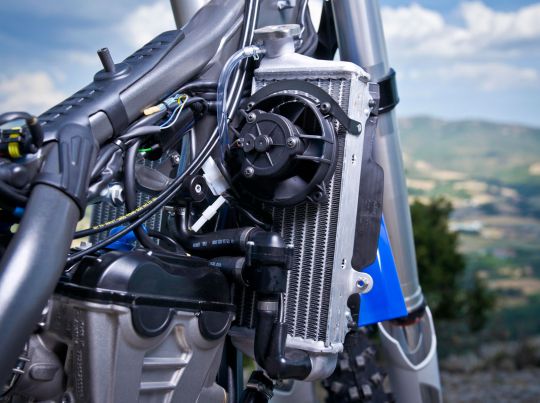 Husaberg -details_radiator_fan_4-stroke_2-kopia