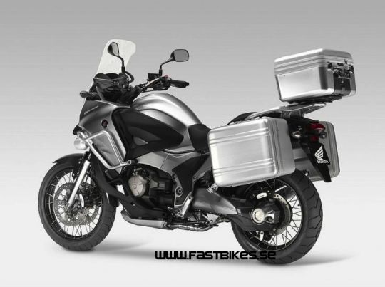 honda-crosstourer-2